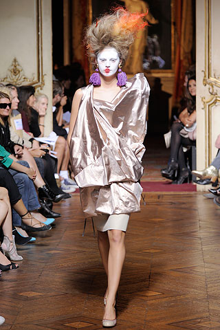 Desfile Vivienne Westwood Moda Verano 2011